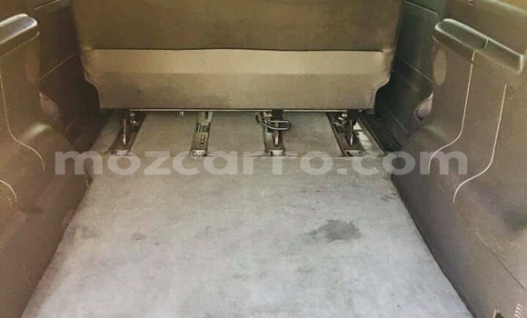 Tenga Tsaru Mercedes‒Benz Vito Chena Mota in Achachinja in Tete Tenga Tsaru Mercedes‒Benz Vito Chena Mota in Achachinja in Tete