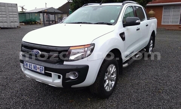 Nunua Ilio tumika Ford Ranger Nyeupe Gari ndani ya Itabadilika nchini Tete