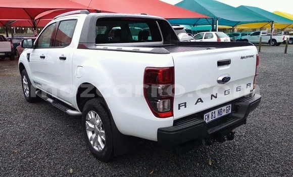 Tenga Tsaru Ford Ranger Chena Mota in Achachinja in Tete Tenga Tsaru Ford Ranger Chena Mota in Achachinja in Tete