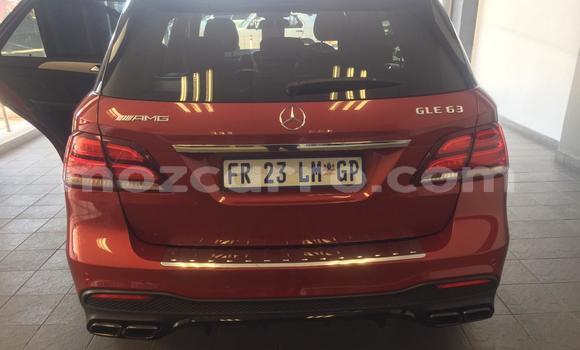 Tenga Tsaru Mercedes‒Benz AMG GLE Tsvuku Mota in Achachinja in Tete Tenga Tsaru Mercedes‒Benz AMG GLE Tsvuku Mota in Achachinja in Tete