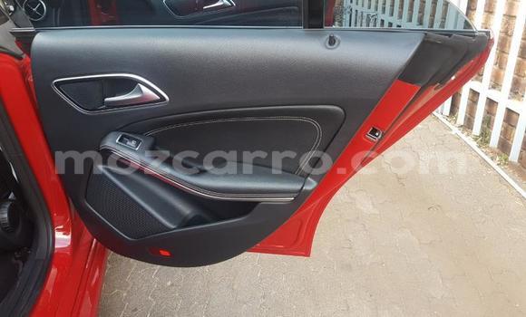 Tenga Tsaru Mercedes‒Benz CLA-klasse Tsvuku Mota in Achachinja in Tete Tenga Tsaru Mercedes‒Benz CLA-klasse Tsvuku Mota in Achachinja in Tete