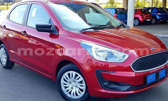 Tenga Tsaru Ford F-150 Tsvuku Mota in Achachinja in Tete Tenga Tsaru Ford F-150 Tsvuku Mota in Achachinja in Tete