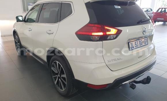 Tenga Tsaru Nissan X-Trail Chena Mota in Achachinja in Tete Tenga Tsaru Nissan X-Trail Chena Mota in Achachinja in Tete