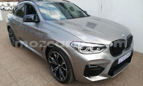 Tenga Tsaru BMW X4 Sirivha Mota in Achachinja in Tete Tenga Tsaru BMW X4 Sirivha Mota in Achachinja in Tete