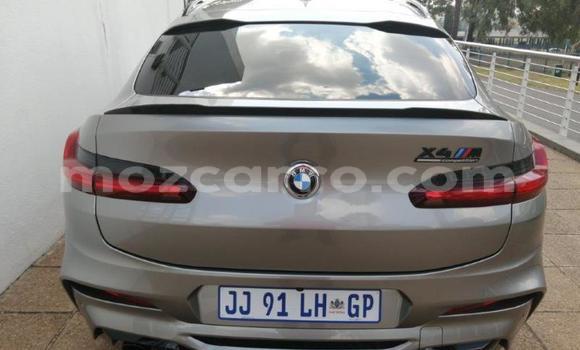 Tenga Tsaru BMW X4 Sirivha Mota in Achachinja in Tete Tenga Tsaru BMW X4 Sirivha Mota in Achachinja in Tete