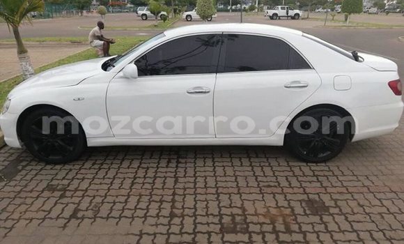 Tenga Tsaru Toyota Mark X Chena Mota in Maputo in Maputo Tenga Tsaru Toyota Mark X Chena Mota in Maputo in Maputo