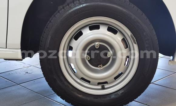 Comprar Usado Chevrolet Van Branco Carro em Beira em Sofala Comprar Usado Chevrolet Van Branco Carro em Beira em Sofala