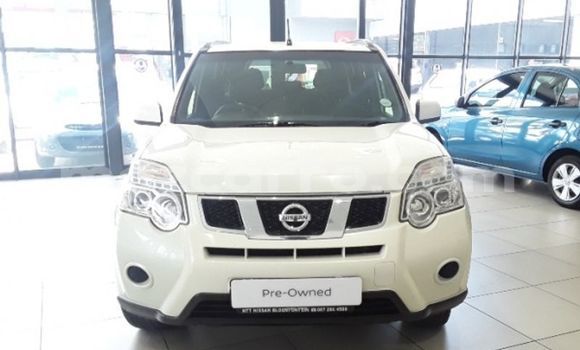 Comprar Usado Nissan Xterra Branco Carro em Angoche em Nampula Comprar Usado Nissan Xterra Branco Carro em Angoche em Nampula