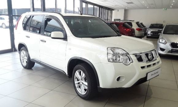 Comprar Usado Nissan Xterra Branco Carro em Angoche em Nampula Comprar Usado Nissan Xterra Branco Carro em Angoche em Nampula