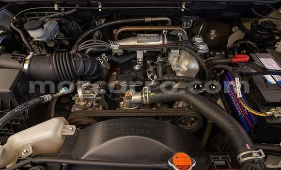 Comprar Usado Isuzu KB Branco Carro em Balama em Cabo Delgado Comprar Usado Isuzu KB Branco Carro em Balama em Cabo Delgado