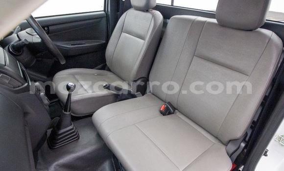 Comprar Usado Isuzu KB Branco Carro em Balama em Cabo Delgado Comprar Usado Isuzu KB Branco Carro em Balama em Cabo Delgado