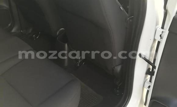 Comprar Usado Honda Jazz Branco Carro em Ancuabe em Cabo Delgado Comprar Usado Honda Jazz Branco Carro em Ancuabe em Cabo Delgado