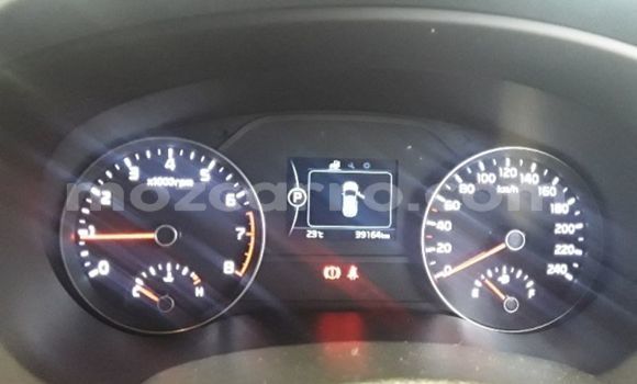 Comprar Usado Kia Sportage Branco Carro em Catandica em Manica Comprar Usado Kia Sportage Branco Carro em Catandica em Manica