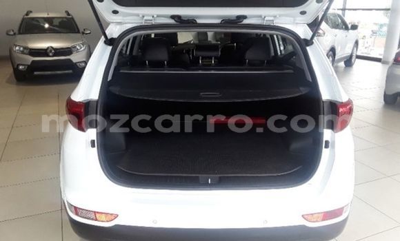 Comprar Usado Kia Sportage Branco Carro em Catandica em Manica Comprar Usado Kia Sportage Branco Carro em Catandica em Manica