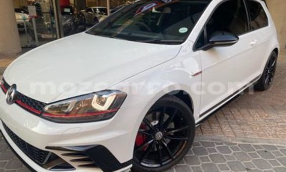 Buy Used Volkswagen Golf GTI White Car in Chimoio in Manica Buy Used Volkswagen Golf GTI White Car in Chimoio in Manica