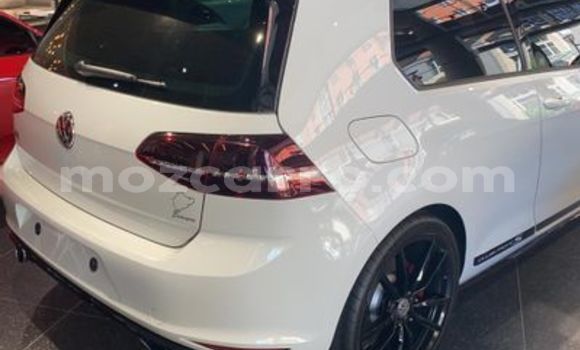 Buy Used Volkswagen Golf GTI White Car in Chimoio in Manica Buy Used Volkswagen Golf GTI White Car in Chimoio in Manica
