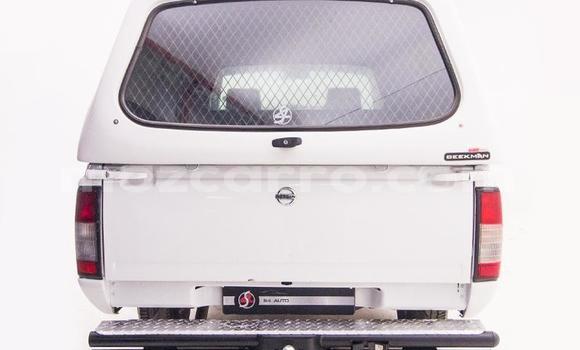 Comprar Usado Nissan Hardbody Branco Carro em Caia em Sofala Comprar Usado Nissan Hardbody Branco Carro em Caia em Sofala