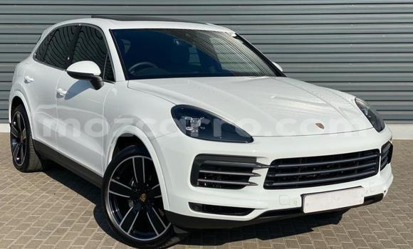Comprar Usado Porsche Cayenne Branco Carro em Gilé em Zambezia