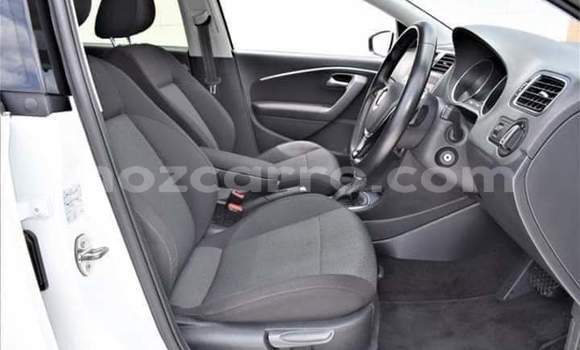 Comprar Usado Volkswagen Golf Branco Carro em Maputo em Maputo Comprar Usado Volkswagen Golf Branco Carro em Maputo em Maputo