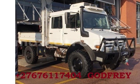 Buy Used Mercedes‒Benz 1117 White Truck in Maputo in Maputo