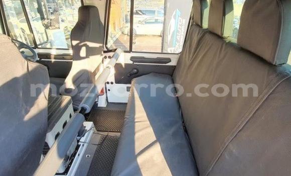 Comprar Usado Mercedes‒Benz 1117 Branco Caminhão em Maputo em Maputo Comprar Usado Mercedes‒Benz 1117 Branco Caminhão em Maputo em Maputo