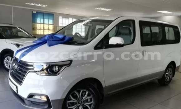 Comprar Usado Hyundai H1 Branco Carro em Maputo em Maputo Comprar Usado Hyundai H1 Branco Carro em Maputo em Maputo
