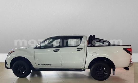 Comprar Usado Mazda BT-50 Branco Carro em Maputo em Maputo Comprar Usado Mazda BT-50 Branco Carro em Maputo em Maputo