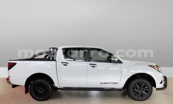 Comprar Usado Mazda BT-50 Branco Carro em Maputo em Maputo Comprar Usado Mazda BT-50 Branco Carro em Maputo em Maputo