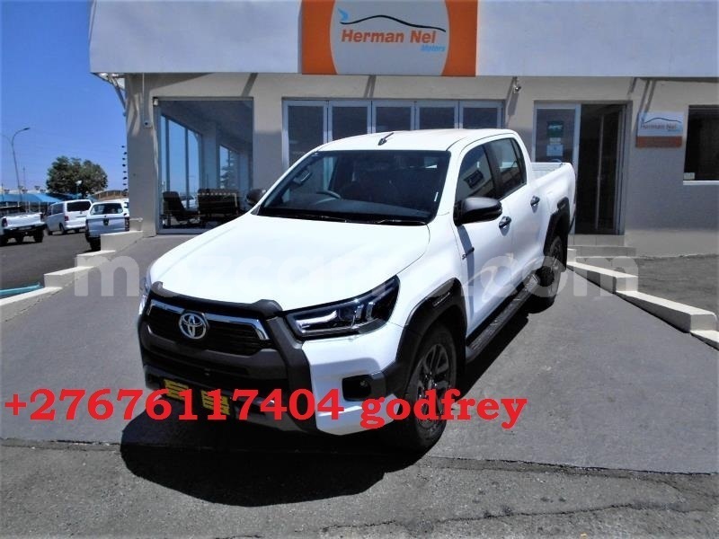 Big with watermark toyota hilux maputo maputo 9777