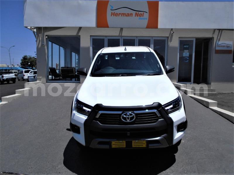 Big with watermark toyota hilux maputo maputo 9777