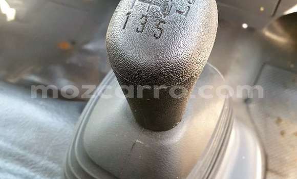 Comprar Usado Isuzu FTR 850 Branco Caminhão em Maputo em Maputo Comprar Usado Isuzu FTR 850 Branco Caminhão em Maputo em Maputo