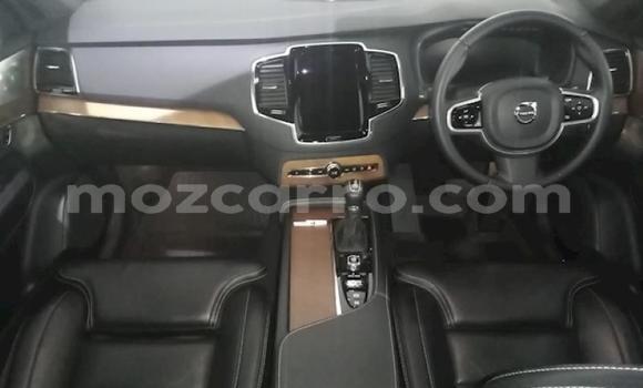 Comprar Usado Volvo XC90 Branco Carro em Maputo em Maputo Comprar Usado Volvo XC90 Branco Carro em Maputo em Maputo