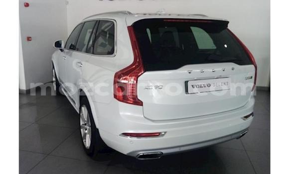 Comprar Usado Volvo XC90 Branco Carro em Maputo em Maputo Comprar Usado Volvo XC90 Branco Carro em Maputo em Maputo