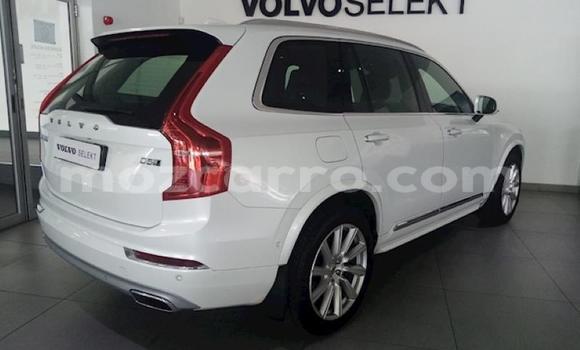 Comprar Usado Volvo XC90 Branco Carro em Maputo em Maputo Comprar Usado Volvo XC90 Branco Carro em Maputo em Maputo
