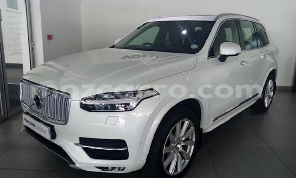 Comprar Usado Volvo XC90 Branco Carro em Maputo em Maputo Comprar Usado Volvo XC90 Branco Carro em Maputo em Maputo