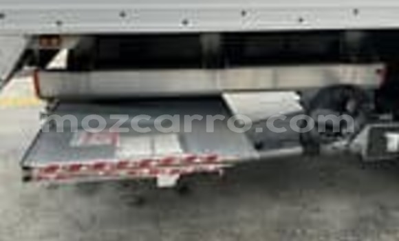 Comprar Usado Hino 300 Series Branco Caminhão em Maputo em Maputo Comprar Usado Hino 300 Series Branco Caminhão em Maputo em Maputo