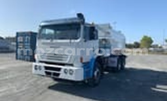Comprar Usado Iveco Cargo Branco Caminhão em Maputo em Maputo Comprar Usado Iveco Cargo Branco Caminhão em Maputo em Maputo