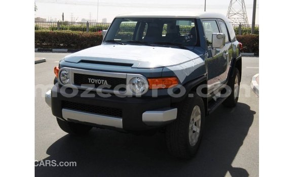 Comprar Importar Toyota FJ Cruiser Azul Carro em Import - Dubai em Cabo Delgado Comprar Importar Toyota FJ Cruiser Azul Carro em Import - Dubai em Cabo Delgado