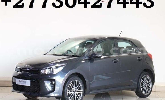 Comprar Usado Kia Rio Prata Carro em Maputo em Maputo