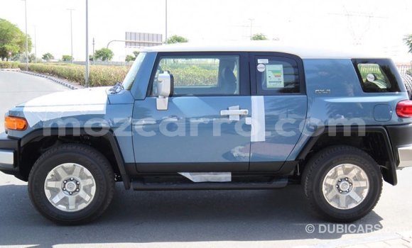 Comprar Importar Toyota FJ Cruiser Azul Carro em Import - Dubai em Cabo Delgado Comprar Importar Toyota FJ Cruiser Azul Carro em Import - Dubai em Cabo Delgado