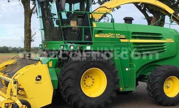Comprar Usado Caterpillar 120 Verde Caminhão em Maputo em Maputo Comprar Usado Caterpillar 120 Verde Caminhão em Maputo em Maputo