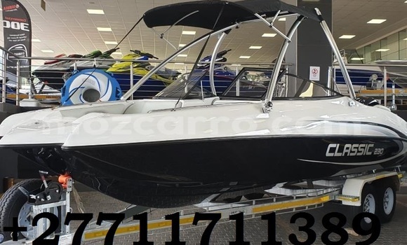 Comprar Usado Yamaha Max Branco Moto em Maputo em Maputo