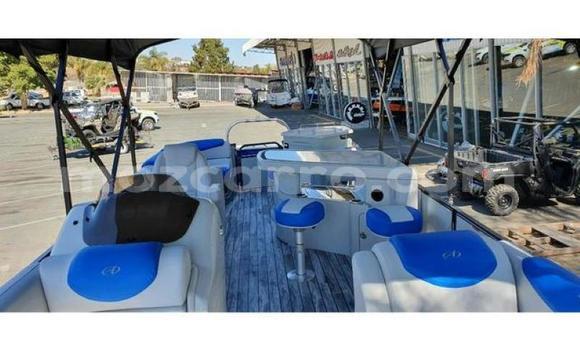 Comprar Usado Yamaha Max Branco Moto em Maputo em Maputo Comprar Usado Yamaha Max Branco Moto em Maputo em Maputo