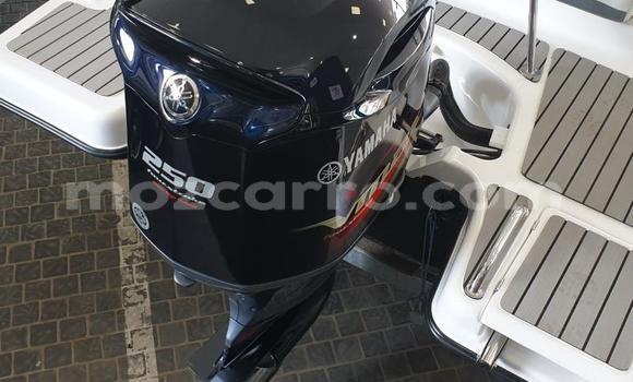 Comprar Usado Yamaha Max Branco Moto em Maputo em Maputo Comprar Usado Yamaha Max Branco Moto em Maputo em Maputo