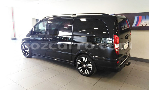 Nunua Ilio tumika Mercedes‒Benz Viano Nyeusi Gari ndani ya Maputo nchini Maputo Nunua Ilio tumika Mercedes‒Benz Viano Nyeusi Gari ndani ya Maputo nchini Maputo