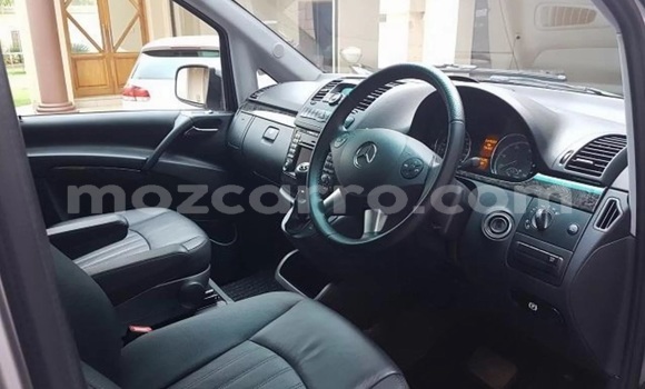 Nunua Ilio tumika Mercedes‒Benz Viano Nyeusi Gari ndani ya Maputo nchini Maputo Nunua Ilio tumika Mercedes‒Benz Viano Nyeusi Gari ndani ya Maputo nchini Maputo