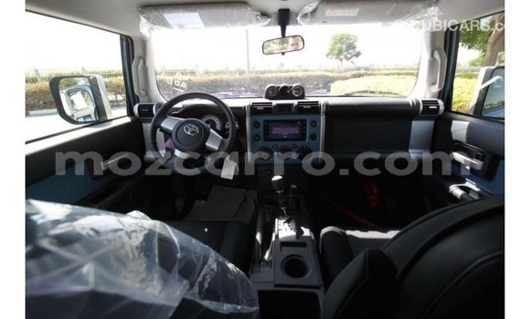 Comprar Importar Toyota FJ Cruiser Azul Carro em Import - Dubai em Cabo Delgado Comprar Importar Toyota FJ Cruiser Azul Carro em Import - Dubai em Cabo Delgado