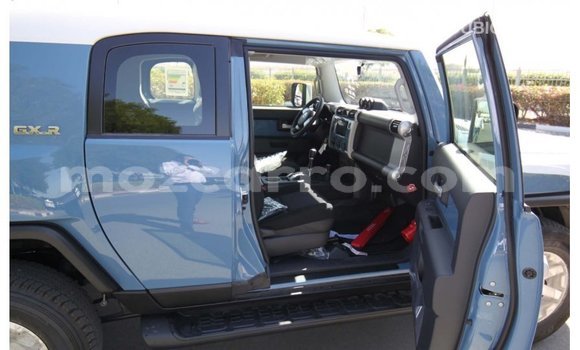 Comprar Importar Toyota FJ Cruiser Azul Carro em Import - Dubai em Cabo Delgado Comprar Importar Toyota FJ Cruiser Azul Carro em Import - Dubai em Cabo Delgado
