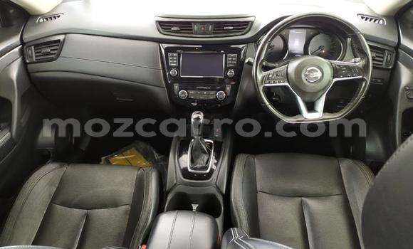 Comprar Usado Nissan X-Trail Prata Carro em Maputo em Maputo Comprar Usado Nissan X-Trail Prata Carro em Maputo em Maputo