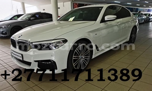 Comprar Usado BMW 5-Series Prata Carro em Maputo em Maputo